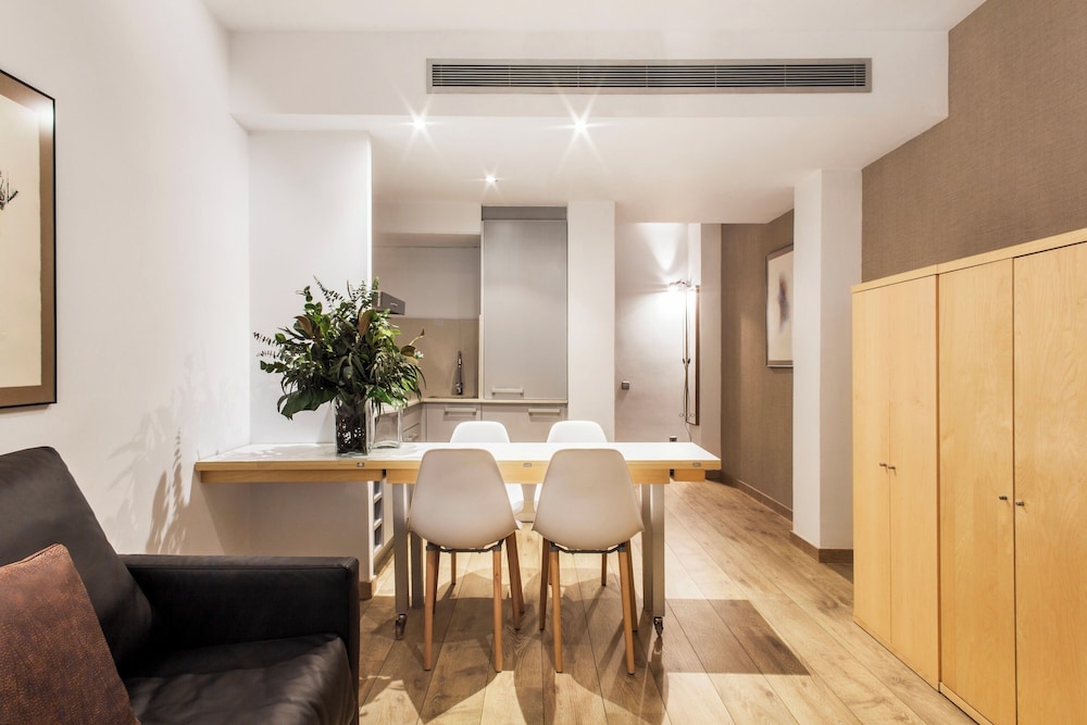 Aparthotel Aramunt 5