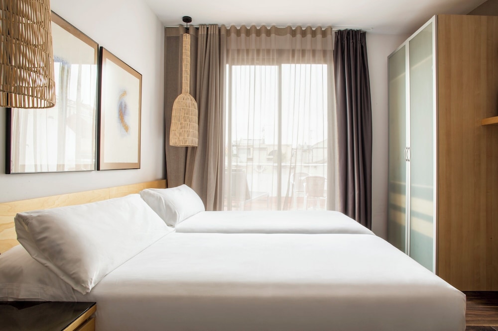 Aparthotel Aramunt 8
