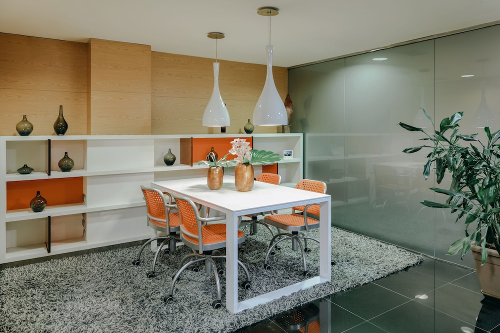 Apartamentos Hesperia Barcelona Fira 3