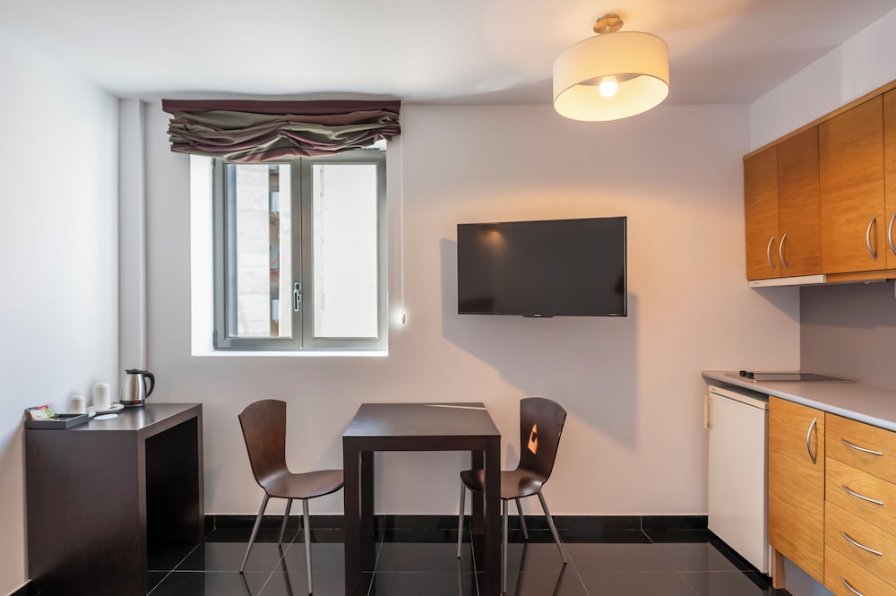 Apartamentos Hesperia Barcelona Fira 22