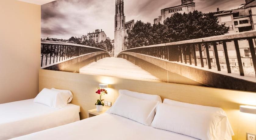 B&B HOTEL Girona 3 11