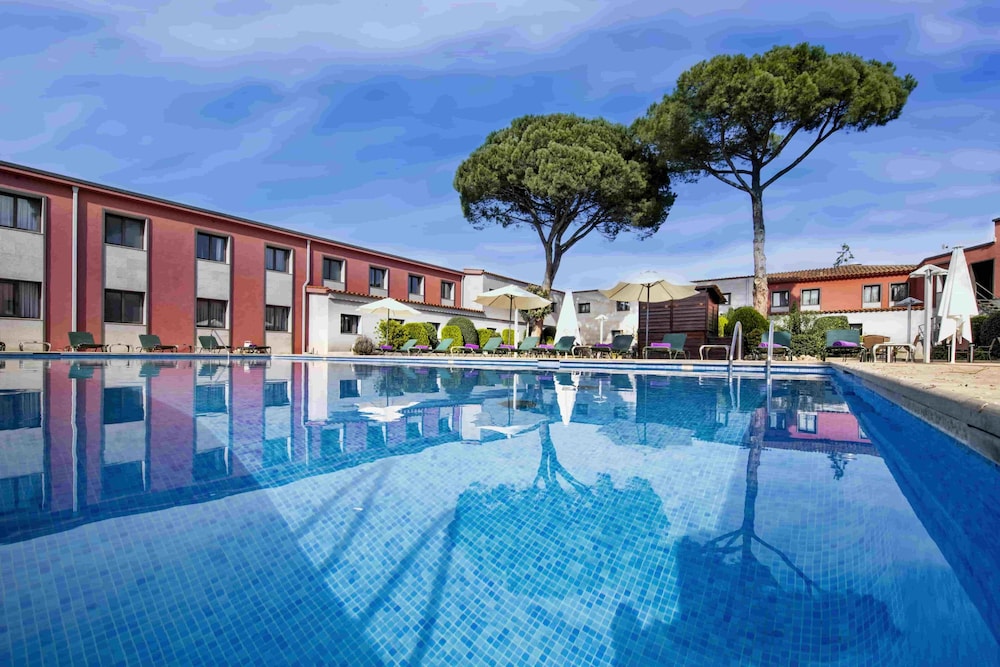 Sallés Hotel Aeroport Girona 1
