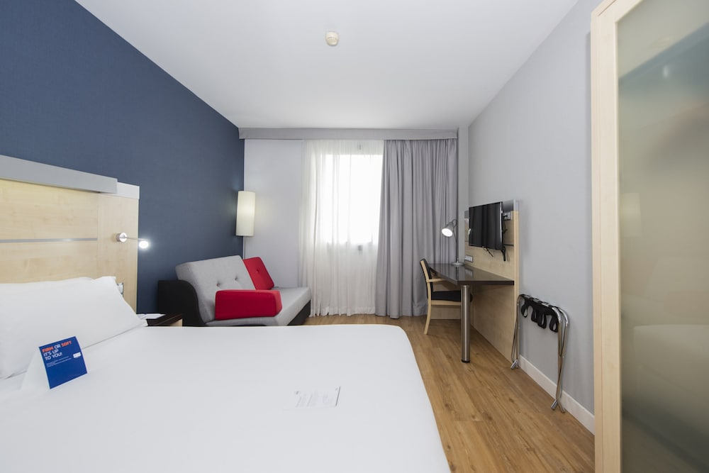 Holiday Inn Express Barcelona - City 22@ 20
