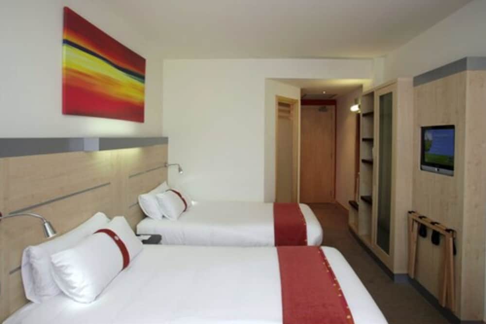 Holiday Inn Express Barcelona - City 22@ 14