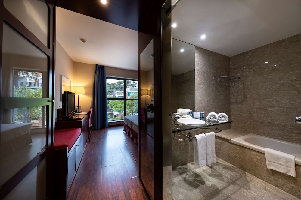 Best Western Hotel Mediterraneo 13