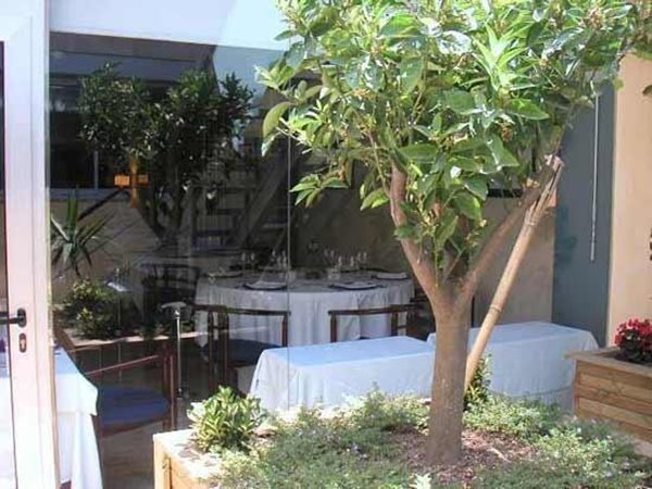 Hotel Calasanz 9