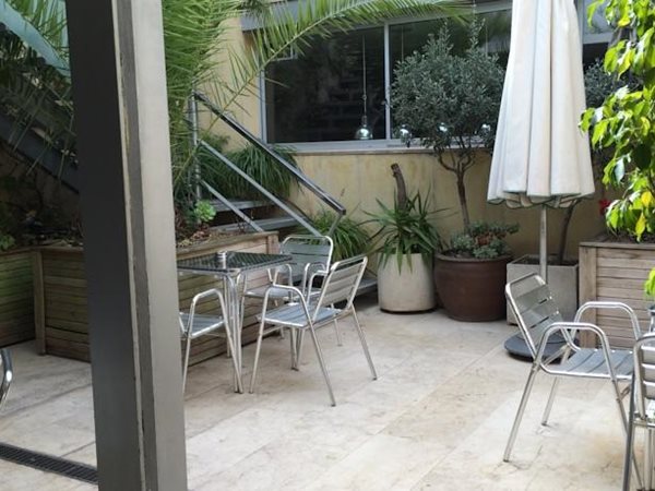 Hotel Calasanz 15