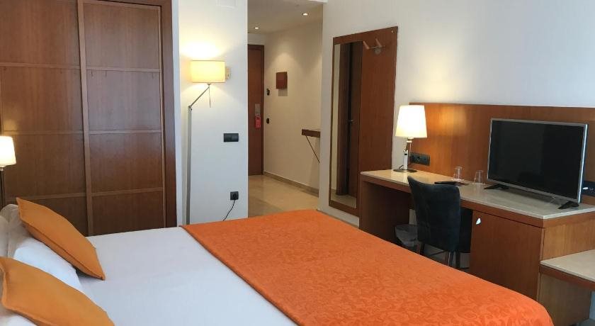 Hotel Calasanz 22