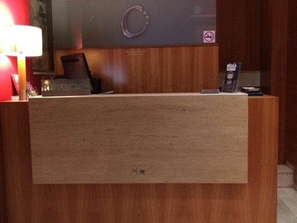 Hotel Calasanz 8