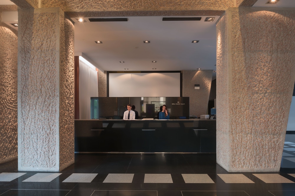 Hilton Madrid Airport 9