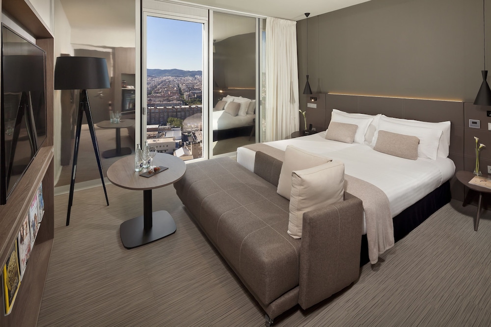 Meliá Barcelona Sky 6