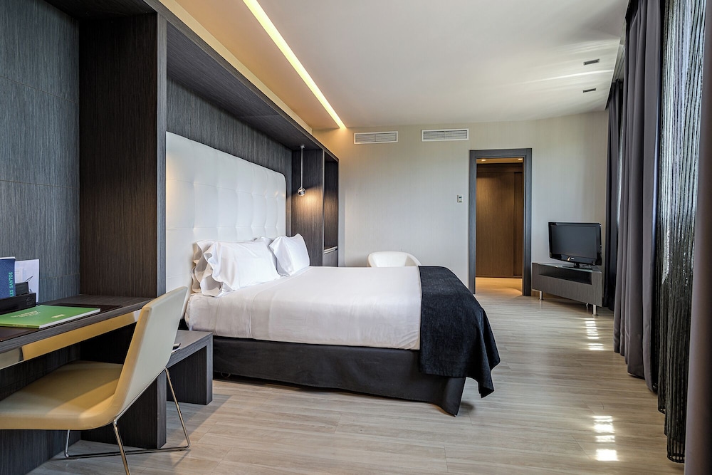 Hotel Maydrit 12