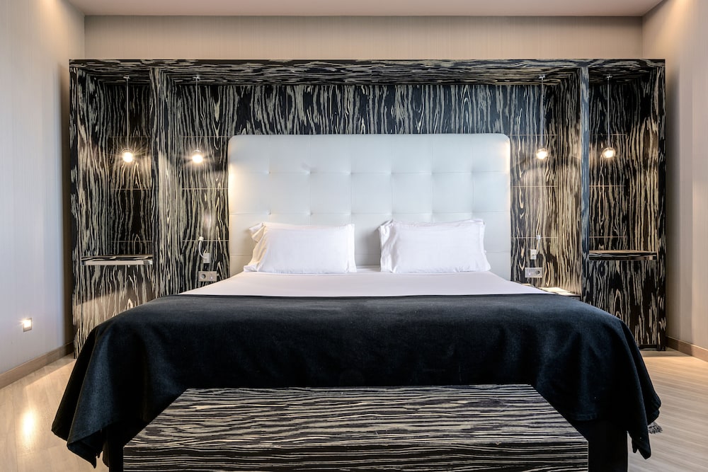 Hotel Maydrit 5