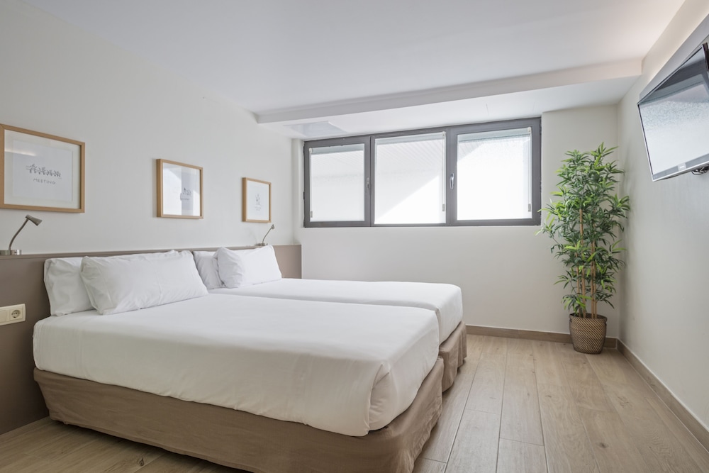 Aparthotel BCN Montjuic 17