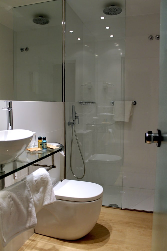 ibis Styles Figueres Ronda 7