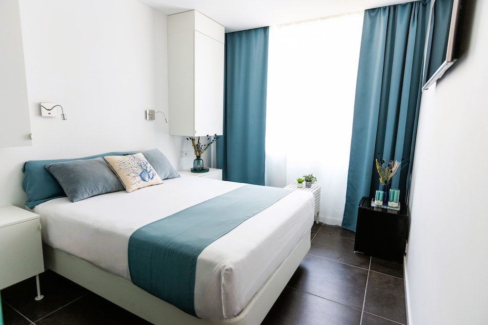 Hotel 54 Barceloneta 4