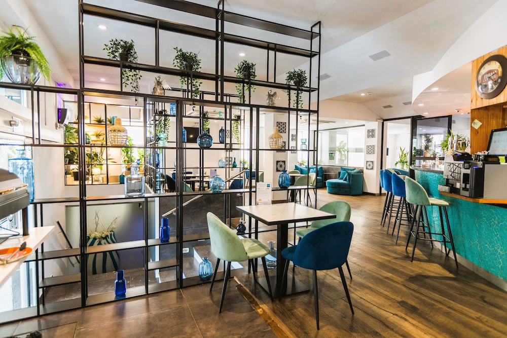 Hotel 54 Barceloneta 9