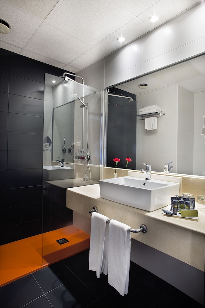 Hotel Chamartín The One 23
