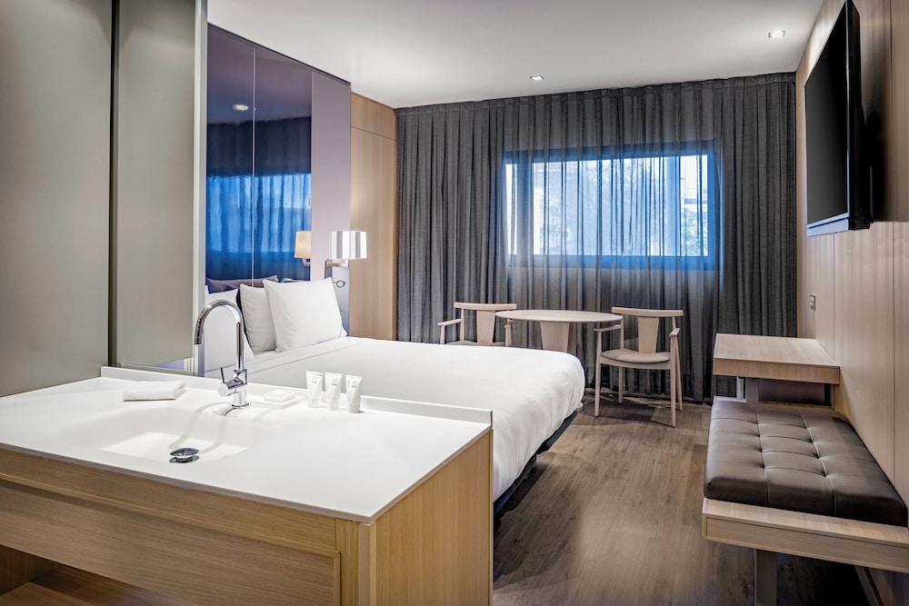 AC Hotel Sants 17