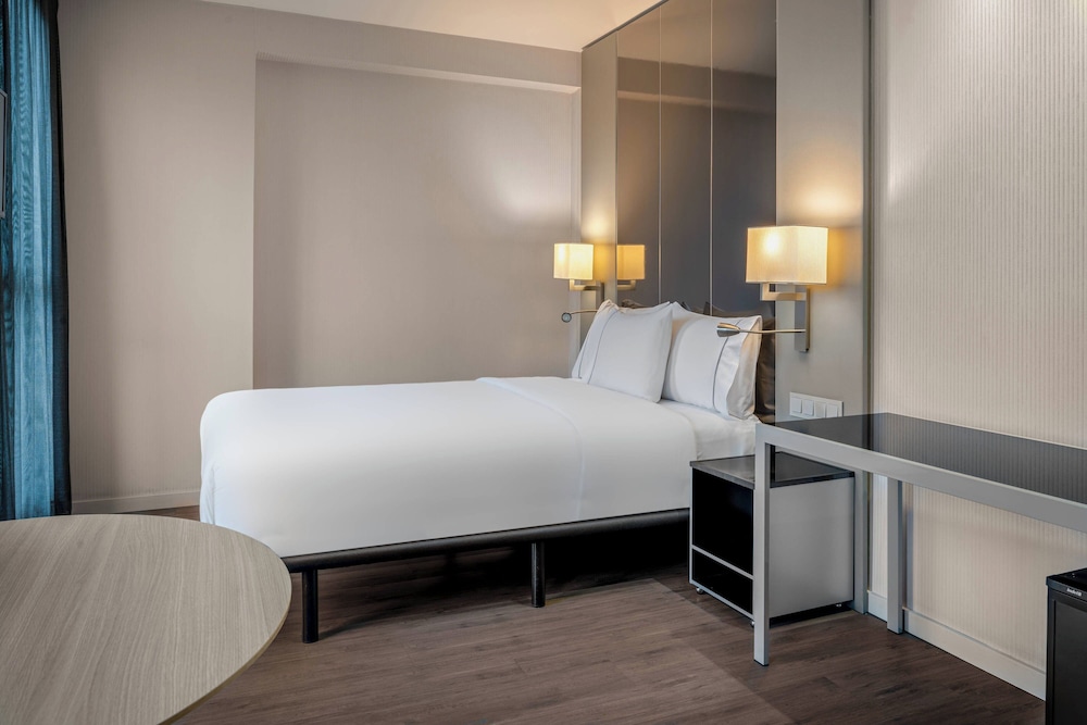AC Hotel Sants 15