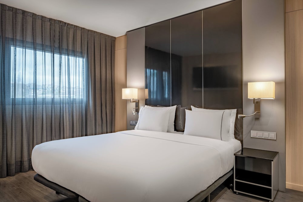 AC Hotel Sants 8