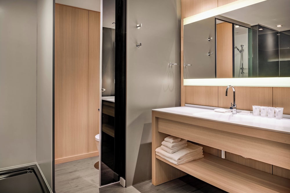 AC Hotel Sants 23