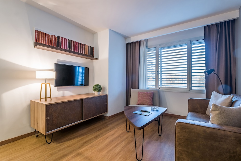 Residence Eurobuilding 2 17
