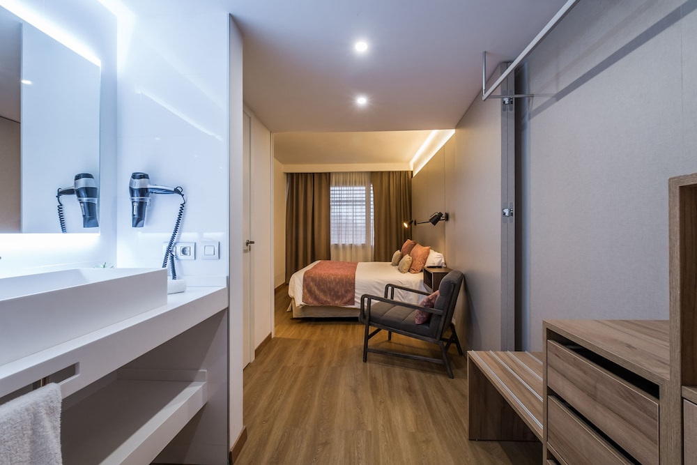 Residence Eurobuilding 2 4