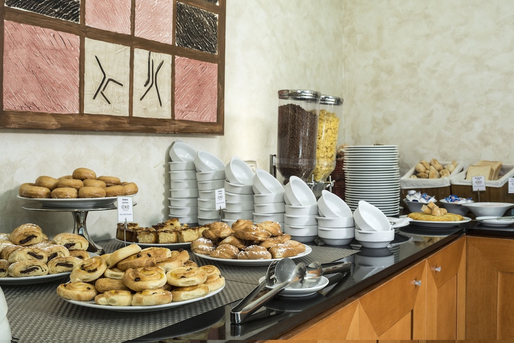 Exe Gran Hotel Almenar 18