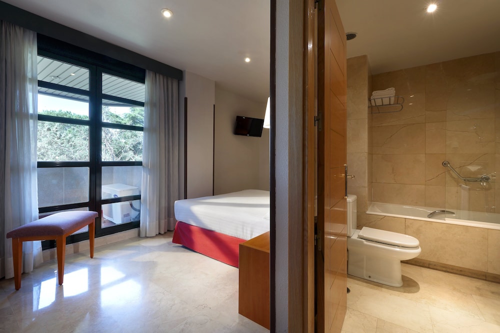 Exe Gran Hotel Almenar 12