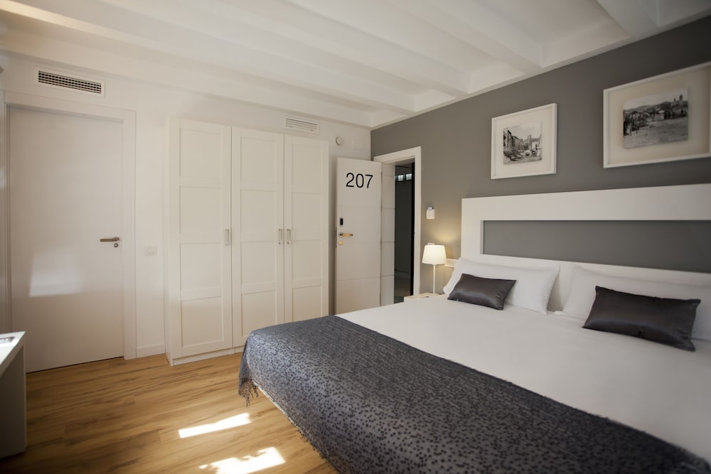 Hotel Sitges 13
