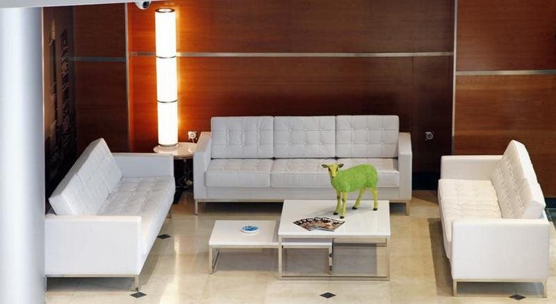 B&B HOTEL Madrid Aeropuerto T4 4
