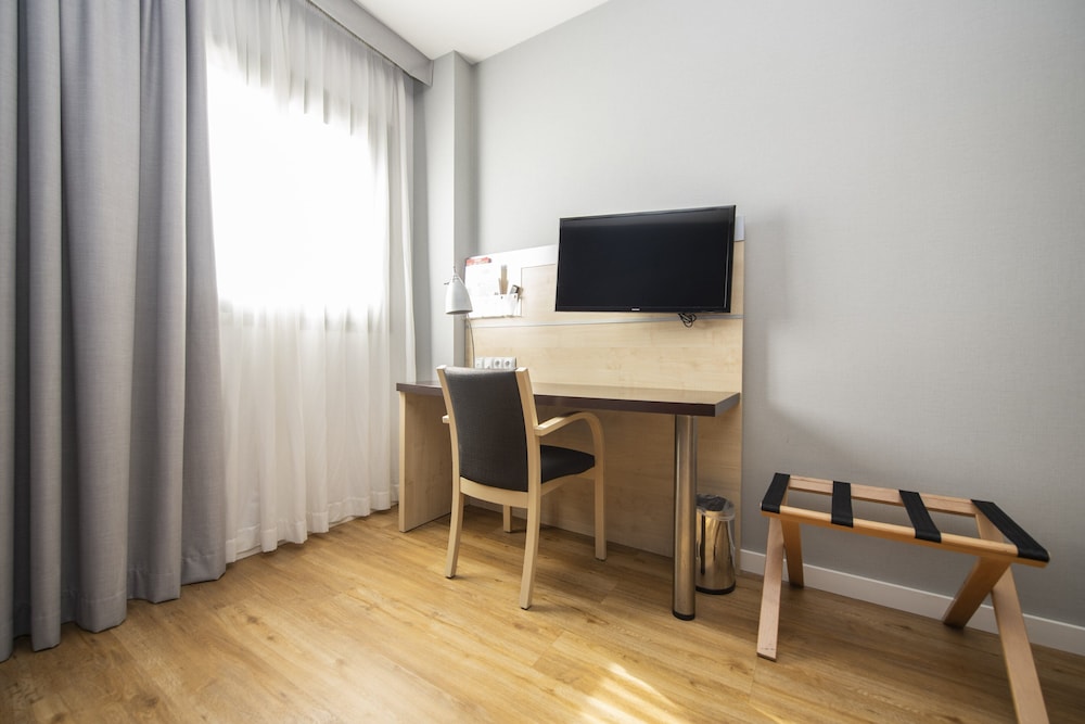 Holiday Inn Express Sant Cugat by IHG 13