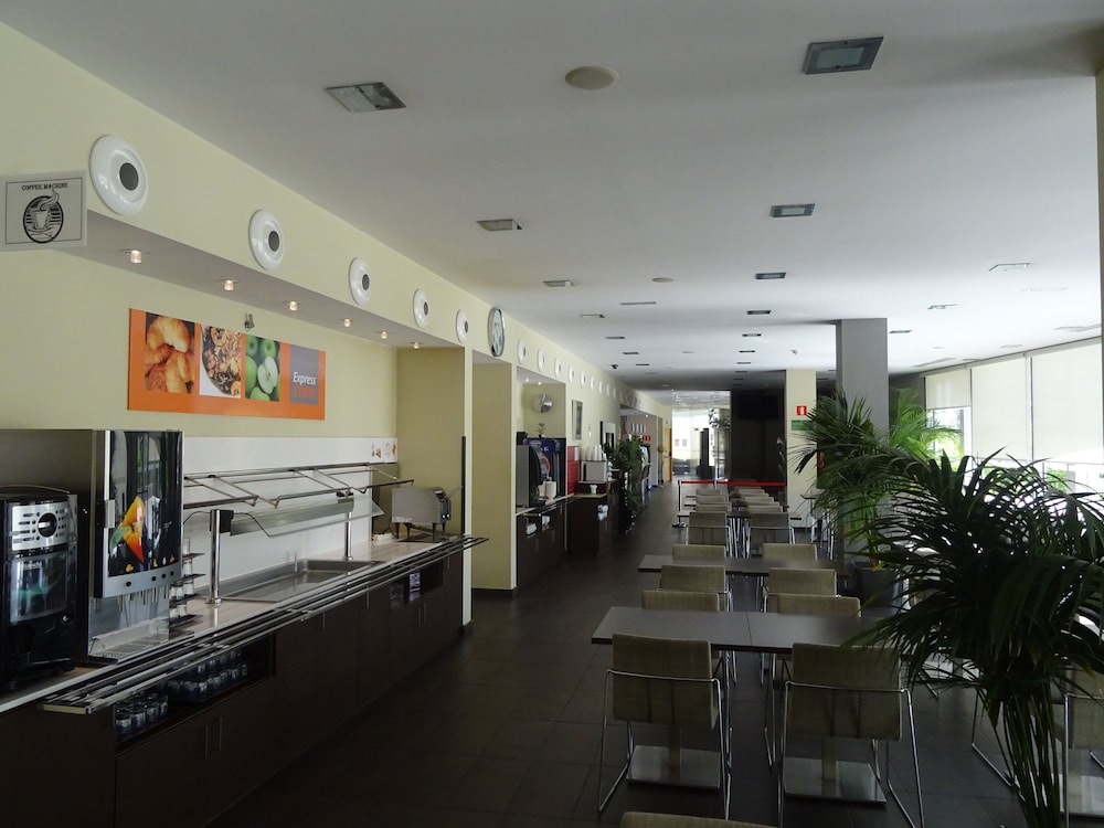 Holiday Inn Express Sant Cugat by IHG 24