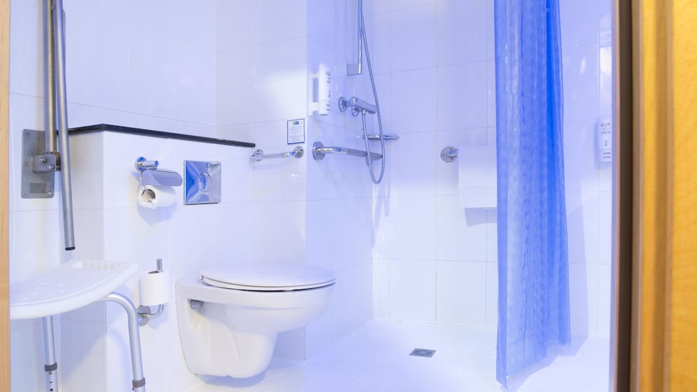 Holiday Inn Express Sant Cugat by IHG 21