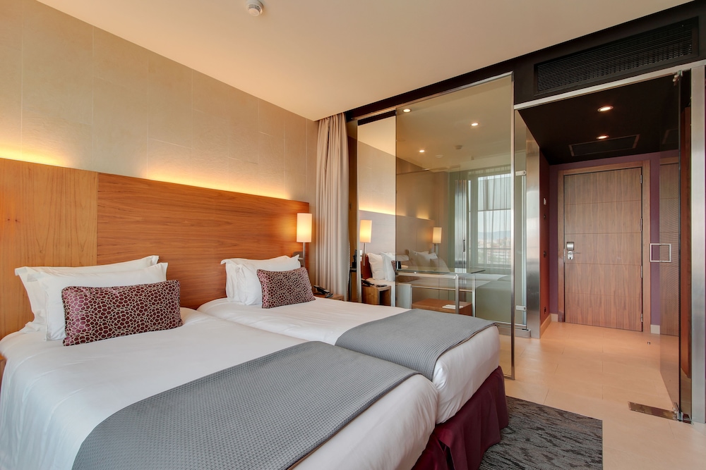 Hotel Badalona Tower 8