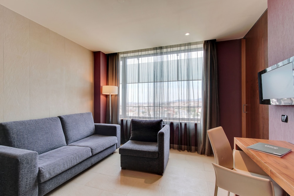 Hotel Badalona Tower 21