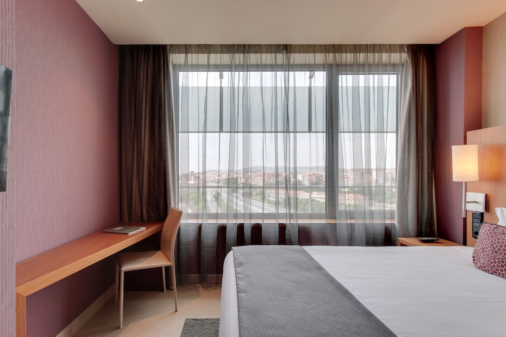 Hotel Badalona Tower 12