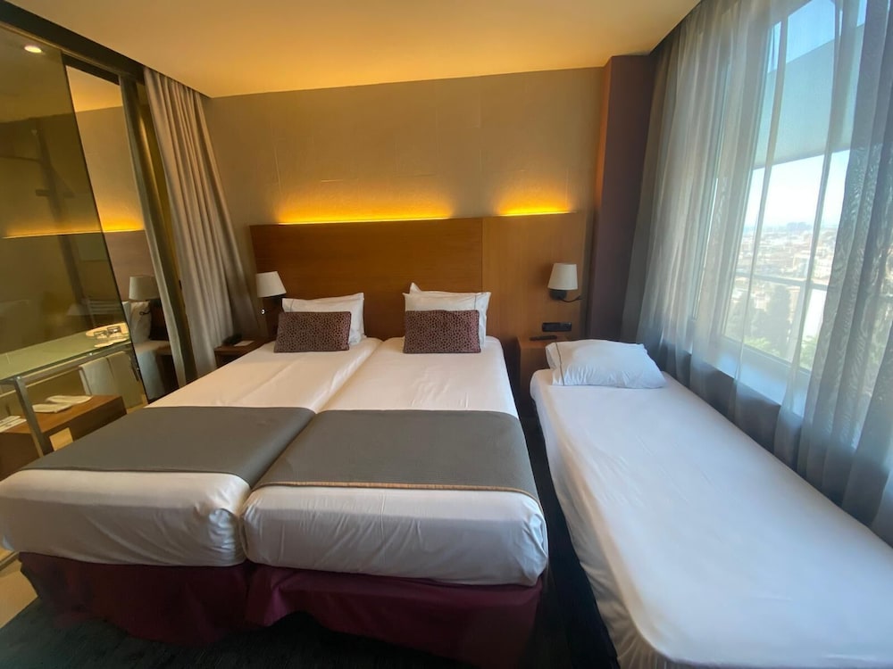 Hotel Badalona Tower 19