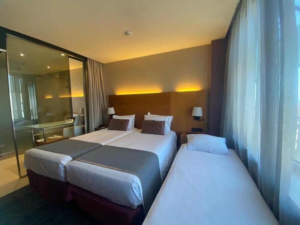 Hotel Badalona Tower 17