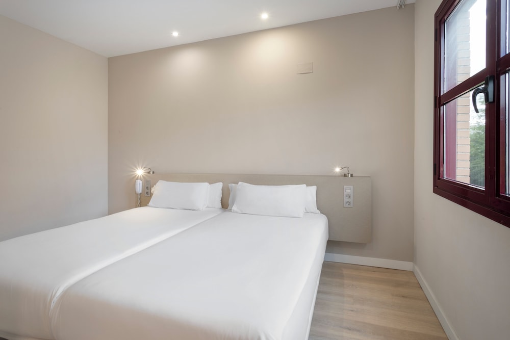 B&B HOTEL Madrid Fuenlabrada 7