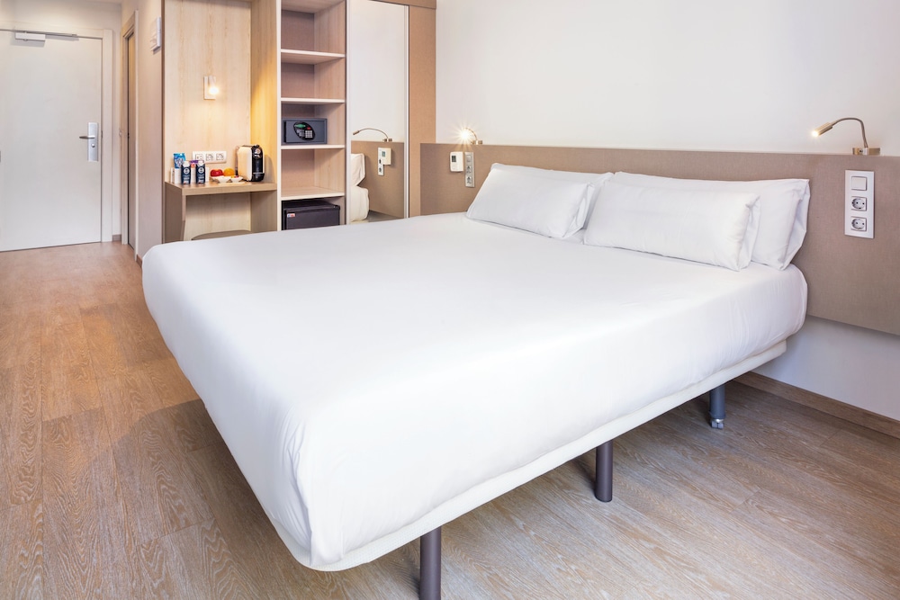 B&B HOTEL Madrid Fuenlabrada 12