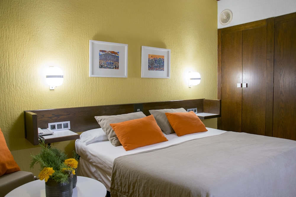 Hotel Amèrica 8