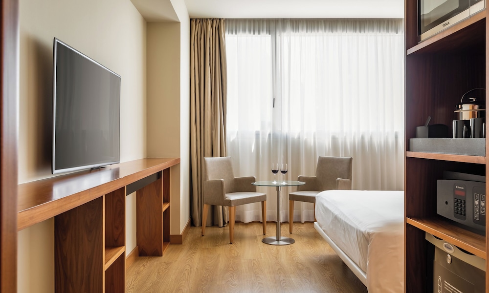 SB Hotel Diagonal Zero Barcelona 4