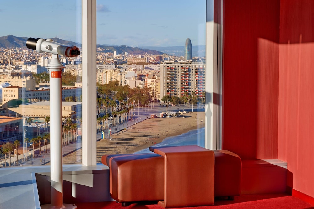 W Barcelona 4