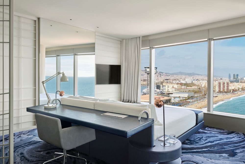W Barcelona 8