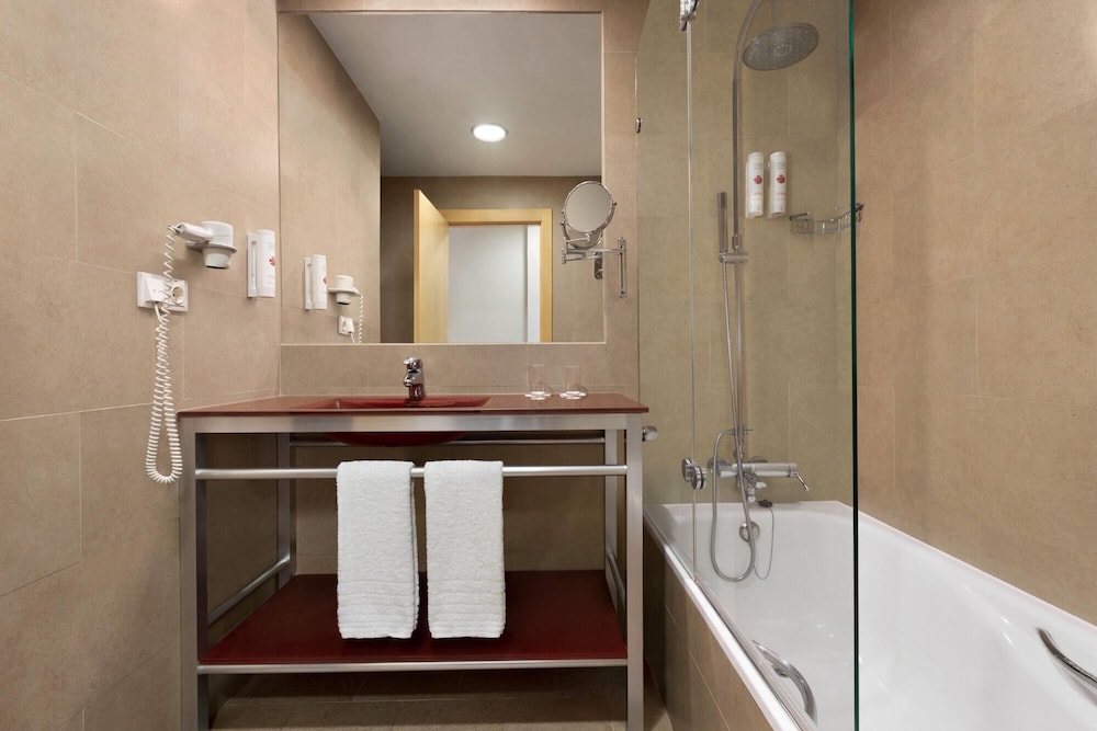 Ramada by Wyndham Madrid Getafe 23
