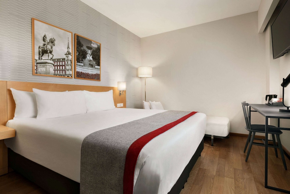 Ramada by Wyndham Madrid Getafe 1