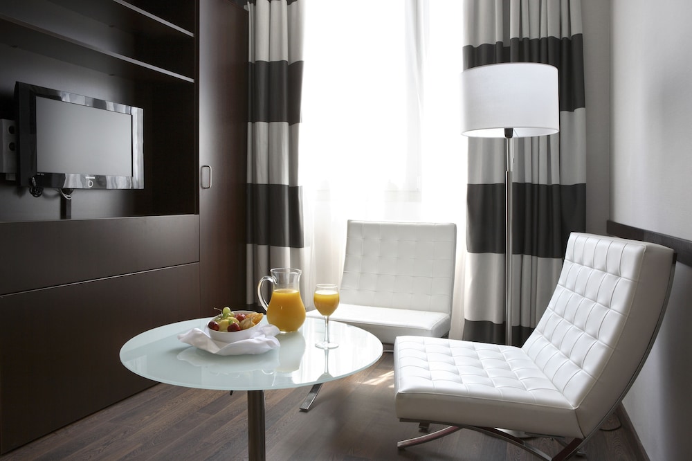 Villa Olímpic @ Suites Hotel & Spa 17