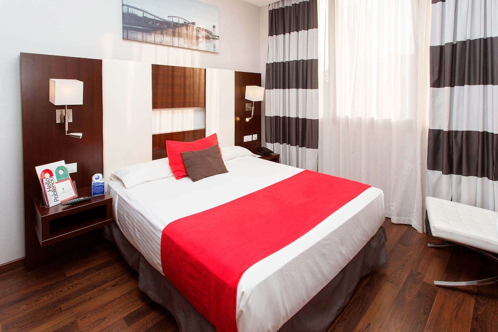 Villa Olímpic @ Suites Hotel & Spa 10